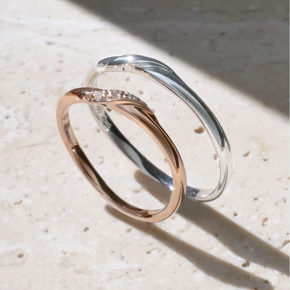 【刻印無料】ダイヤモンド ペアリング  Lovers&Ring K10 10金 ダイヤモンド シンプル 指輪 ペア リング 【LSR0655-PAIR】 お揃い レディース メンズ 誕生日プレゼント カップル お揃い 彼女 女性 彼氏 男性 普段使い ダイヤ おすすめ 誕生日 プレゼント 記念日 人気 ブランド バースデー ギフト 記念日 秋アクセ　秋ジュエリー ご褒美ジュエリー 彼女 ギフト 
