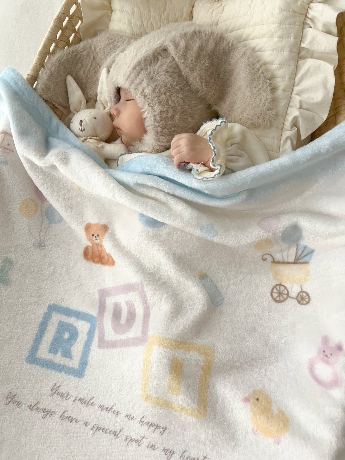 【お名前入りブランケット】Hello Baby ハローベビー 赤ちゃん 新生児 名入れ ギフト 出産祝い ニューボーン 誕生日 出産準備 撮影アイテム ベビーブランケット