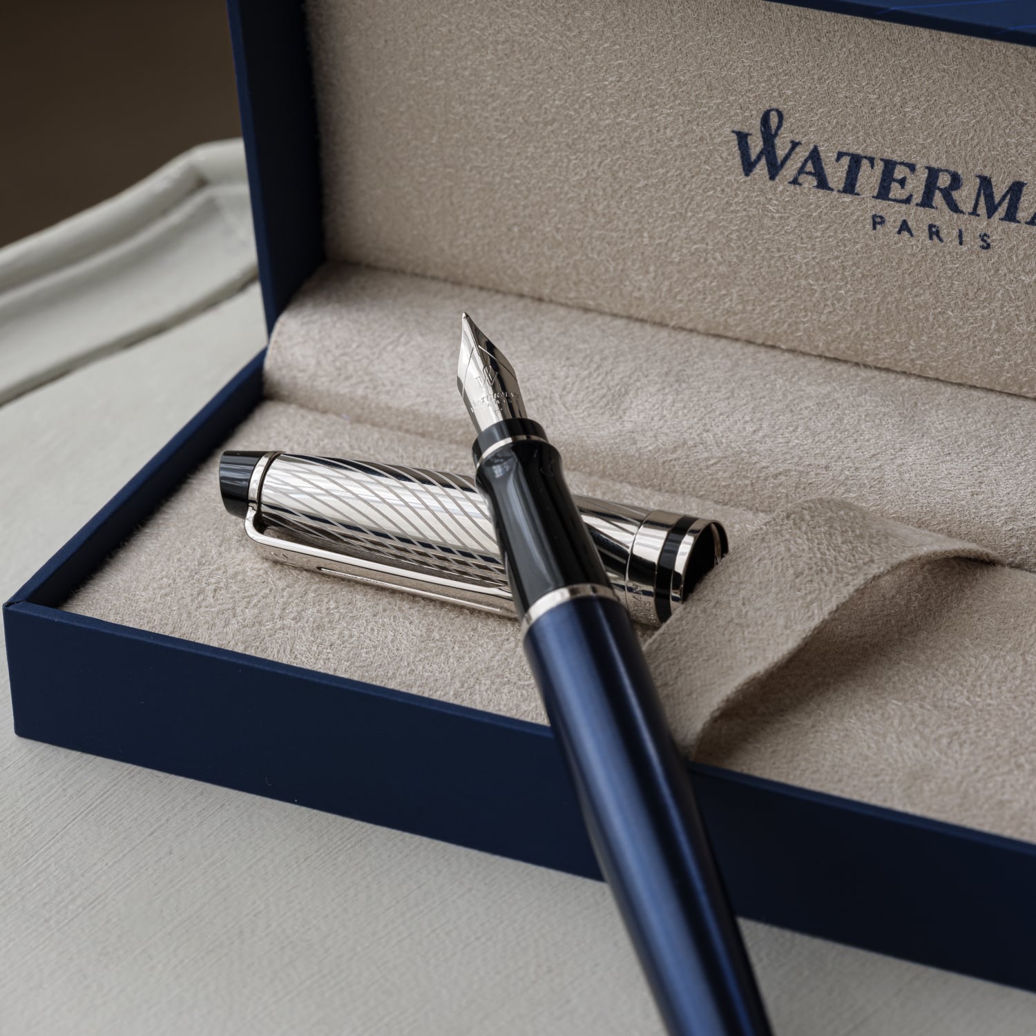 【WATERMAN公式】【名入れなし・即日発送】WATERMAN エキスパート デラックス　万年筆(ペン先：F字) | メタリックブルーCT/ ストーングレイCT　お祝い・記念日 ギフトラッピング 高級筆記具ブランド オフィス使用 会社用 お祝い プレゼント 記念日 誕生日 社会人 入学 卒業 成人 就職