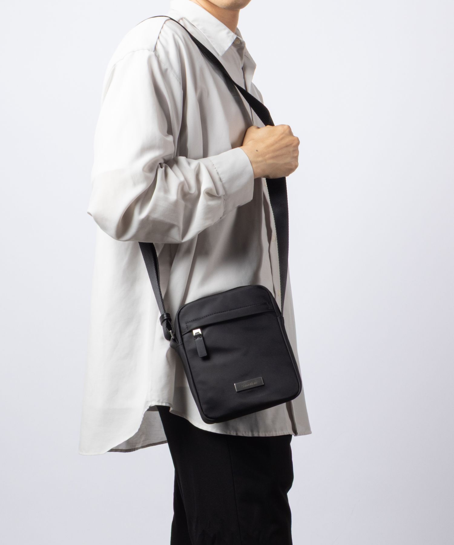 カルバンクライン Calvin Klein SLEEK REPORTER スリーク レポーター LV04D3180G ショルダーバッグ メンズ バッグ
