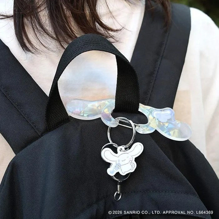 サンリオ カラビナ リール付き シナモロール クロミ ウサハナ ポチャッコ ポムポムプリン ハローキティ Sanrio キーホルダー かわいい キーチェーン おしゃれ 盗難防止 紛失防止 バッグチャーム 着脱 落下防止 キーリール 金具 ギフト フラワーリング