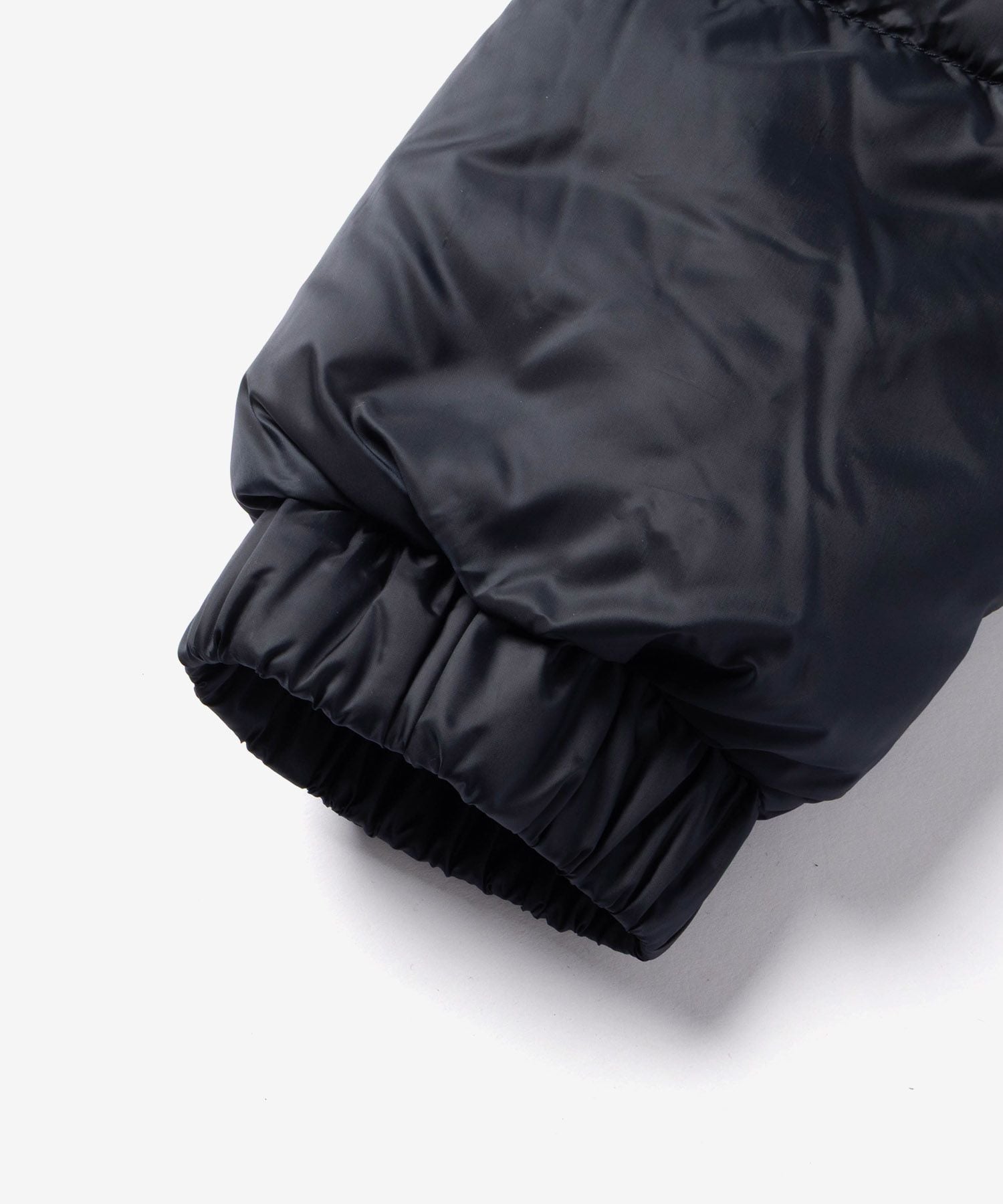 マックスマーラ Max Mara THE CUBE ザ キューブ SEIA Roomy puffer jacket in water repellent plain セイA テクニカル キャンバス ダウンジャケット 2629486085600 レディース アウター
