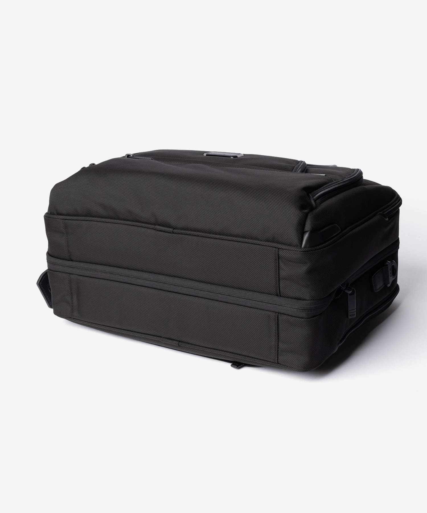 トゥミ TUMI ALPHA アルファ MEDIUM 15 EXP BRIEFCASE ミディアム 15インチ エクスパンダブル ブリーフケース 02603141D4 158971 ビジネスバッグ 通勤 メンズ バッグ ブラック
