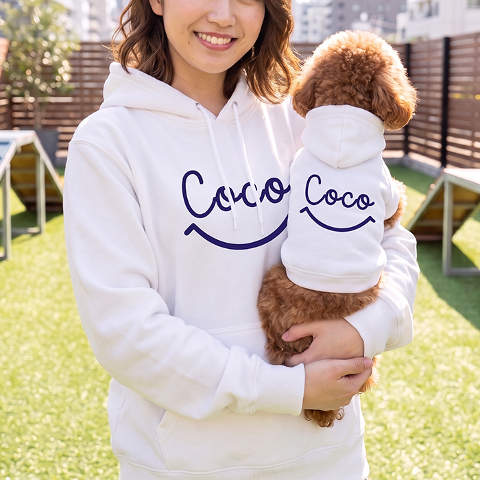 プレゼント ギフト スマイリー ★ パーカー 名入れ 名前入り 名前入れ かわいい 長袖 冬服 おすすめ 誕生日 秋冬 還暦祝い 送別祝い 女性 男性 祖父 祖母 実用的 おしゃれ 20代 30代 40代 50代 60代 趣味グッズ もらって嬉しい センスがいい 