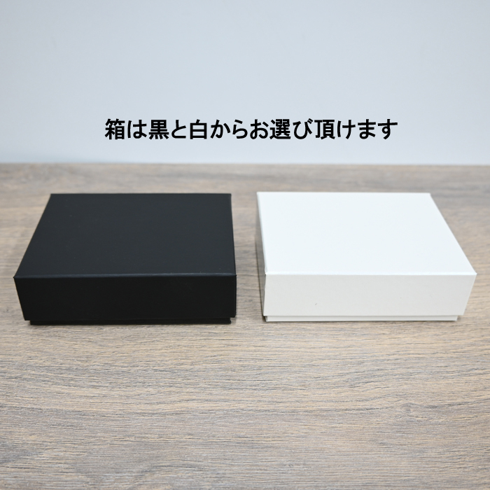 【最後の1点】 [プリザーブドフラワー 誕生日 ギフト お祝い 花束]【大輪薔薇】 【赤いアメリ】大切な方への贈り物に。真紅の大輪バラを中心にラベンダーのアレンジ　場所を取らないスリムなデザインも魅力のプリザ 送料無料