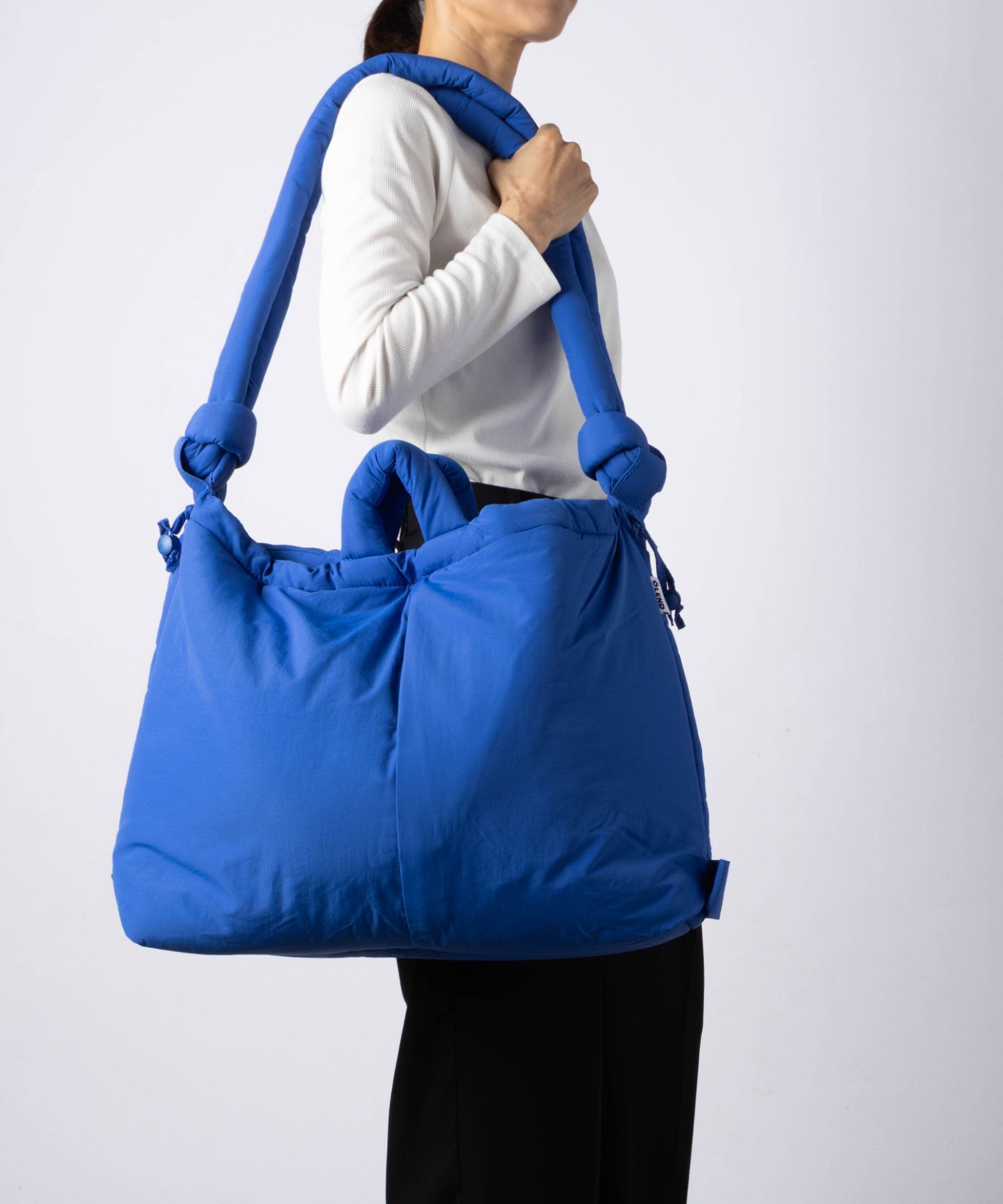 オレンド OLEND LARGE ONA SOFT BAG ラージ オナ ソフト バッグ ショルダーバッグ ハンドバッグ トートバッグ バックパック ユニセックス バッグ 大容量 A4 通勤 通学 旅行