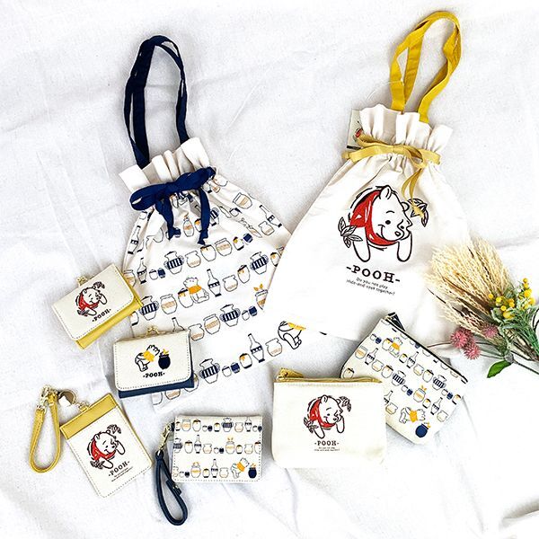ディズニー プー Winnie The POOH Pooh Series 巾着バッグ バッグ 通勤 通学 巾着 刺繍 ブルー グッズ