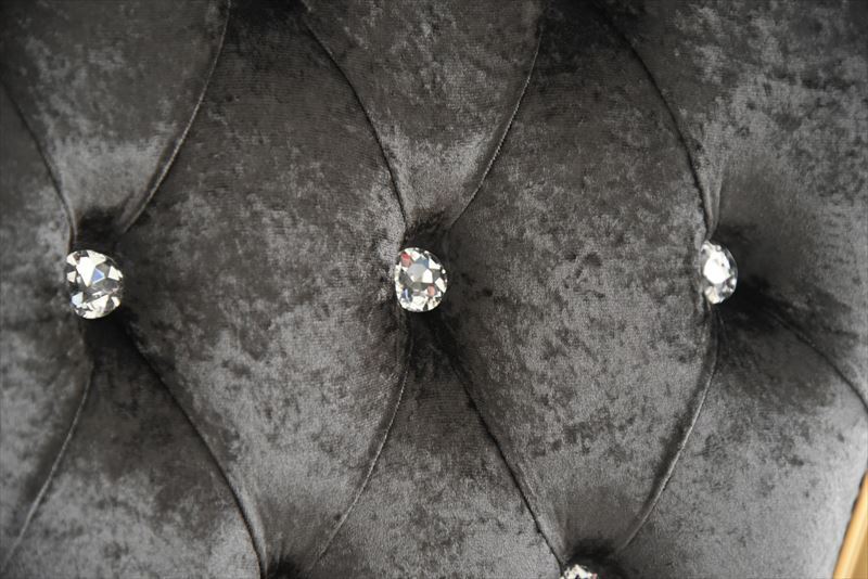 椅子 チェア 脚付 ロココ ゴールド 女王様の椅子 幅93cm ブラック アンティーク調 ロココ調 姫系 プリンセス 猫脚 ヨーロピアン 輸入家具 オシャレ 写真館 ファンタジー 映画 おとぎの国からやって来た “王様の椅子”と“女王様の椅子 イス