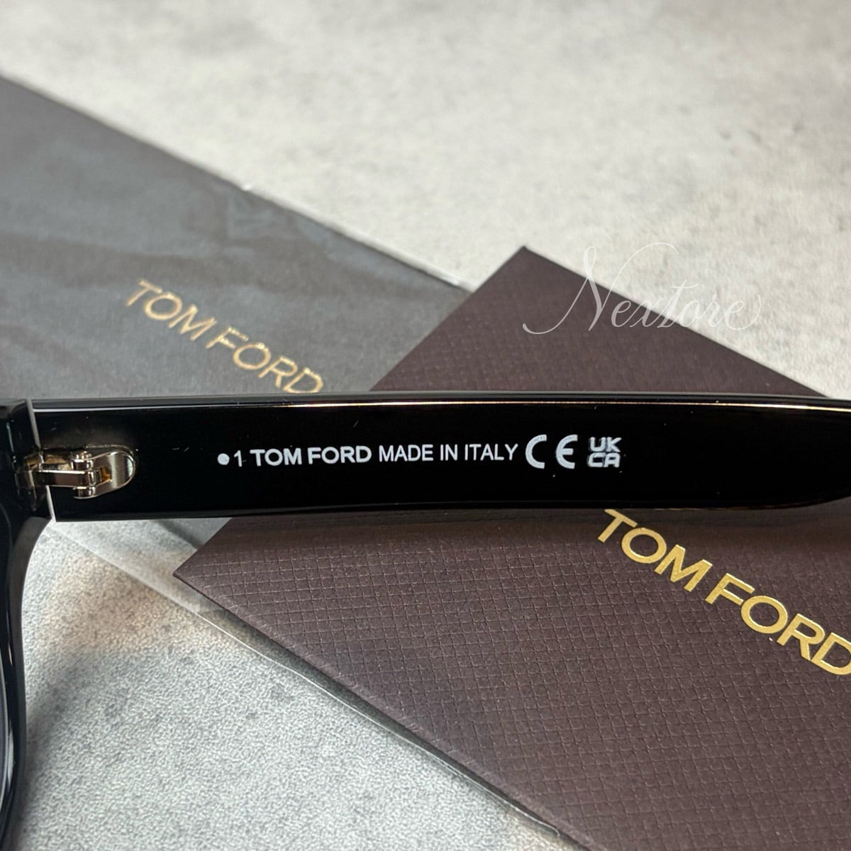 【並行輸入品】【正規品・新品】TOMFORD トムフォード TF5861DB FT5861DB 001 イタリア製 サングラス メガネ 眼鏡 メンズ レディース TOM FORD トム フォード 伊達メガネ ビジネス アジアンフィット