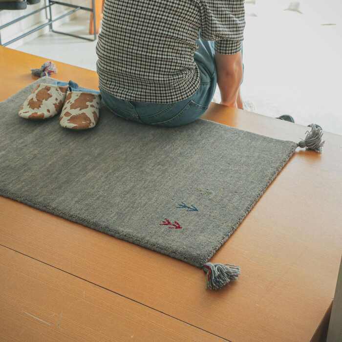 ラグ カーペット マット 玄関 玄関マット おしゃれ 40x60cm シンプルギャッベマット HOT対応 アヤカ 北欧 モダン シンプル デザイン かわいい かっこいい ギャッベ インド製 ホット 床暖 OK 送料無料 手織り 肌触り