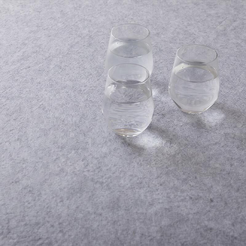 ラグ カーペット 除湿シート 用除湿シート 下シート 湿気取り 防カビ 防臭 消臭 結露対策 カビ対策 吸湿センサー付き 洗える 繰り返し使える 滑り止め フリーカット ホット 対応 床暖房対応 絨毯 敷物 梅雨対策 夏 冬 湿気対策 快適 日本製 新生活