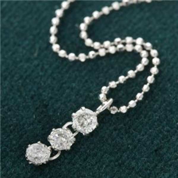 純プラチナ 0.25ct 3ストーン ダイヤモンド ネックレス 鑑定書付き ペンダント レディース ダイヤネックレス シンプル プラチナ999 Pt999 記念日 誕生日 プレゼント