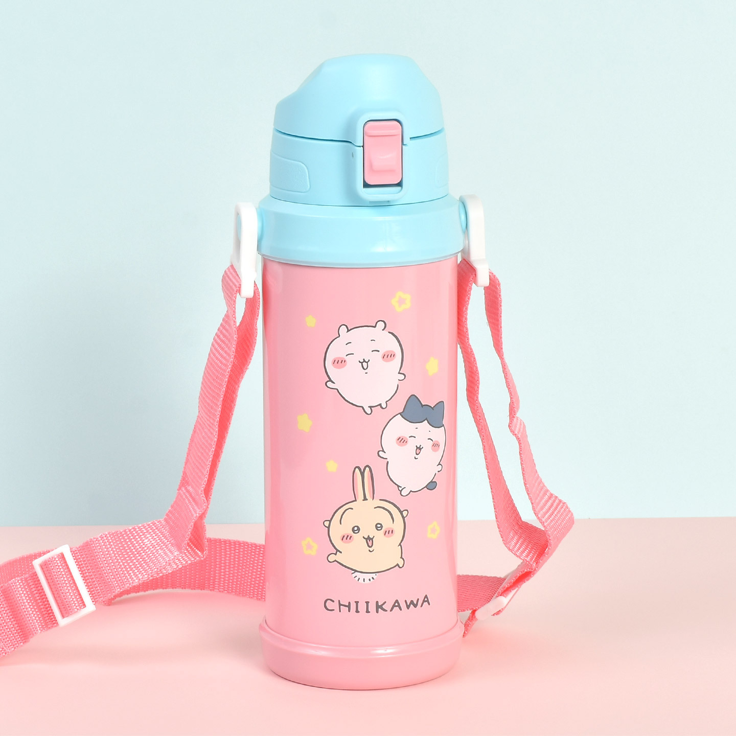 水筒 キッズ ちいかわ 保冷 軽量 800ml 直飲み ステンレスボトル ワンタッチ 子供 女の子 小学生 キャラクター キッズボトル かわいい 肩掛け ショルダー ストラップ付き ハチワレ うさぎ ピンク ブルー 魔法瓶 通園 通学 大きい ドリンクボトル 幼稚園 学校 斜めがけ 軽い