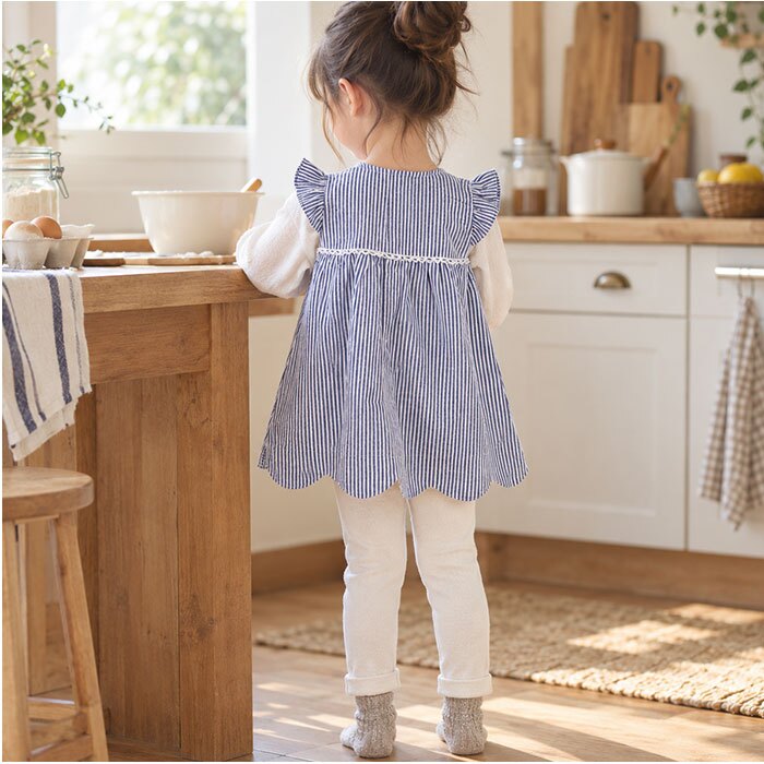 子供用エプロン 女の子 通販 エプロンワンピース キッズスモック 100cm かわいい フリル袖 キッズエプロン 幼稚園保育園 子供服 お食事エプロン フリルエプロン 子どもエプロン クスグルジャパン 入園祝い お誕生日プレゼント ワンピースエプロン