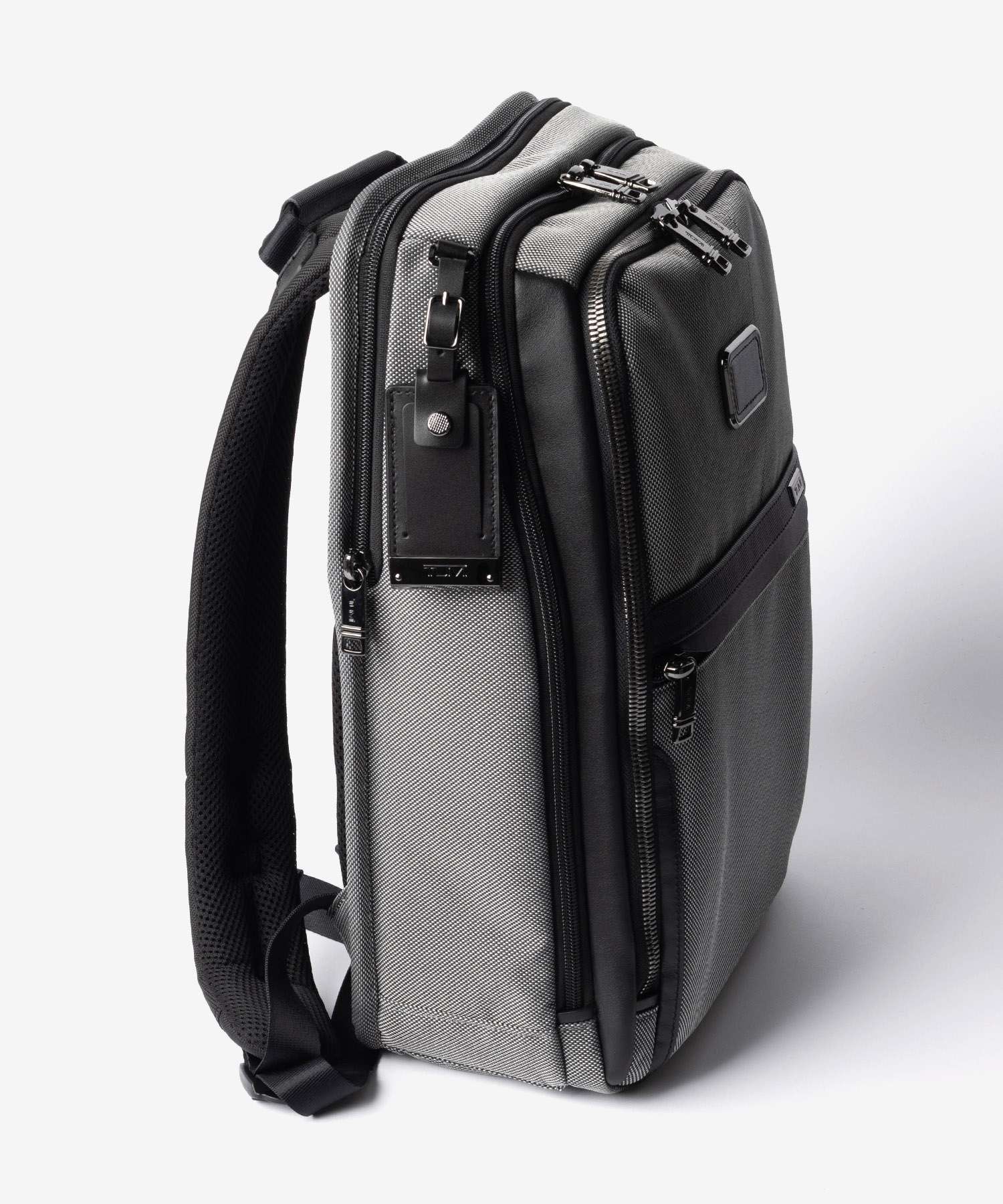 トゥミ TUMI ALPHA アルファ Slim Backpack スリム バックパック 02603581D3 117339 02603581MTGY3 148596 リュックサック ビジネス 通勤 メンズ バッグ ブラック