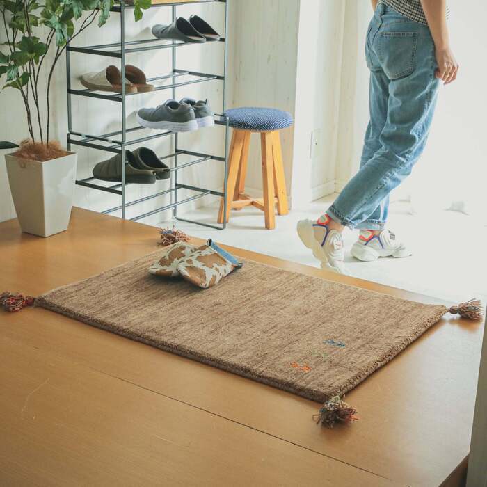 ラグ カーペット マット 玄関 玄関マット おしゃれ 40x60cm シンプルギャッベマット HOT対応 アヤカ 北欧 モダン シンプル デザイン かわいい かっこいい ギャッベ インド製 ホット 床暖 OK 送料無料 手織り 肌触り
