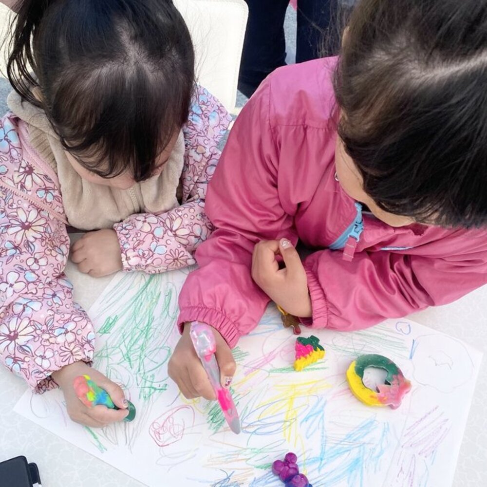 スティッククレヨン2本セット 誕生日プレゼント プチギフト プラスギフト 出産祝い 男の子 女の子 子ども クレヨン おえかき かわいい ギフト