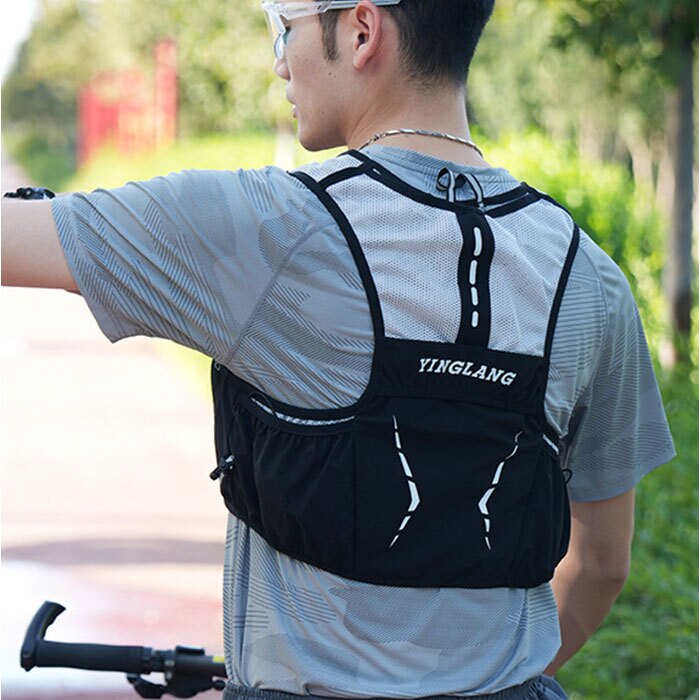 ランニング バックパック 軽量 通販 ランニングベスト 可愛い ランニングリュック ジョギングリュック リュック サイクリング ベスト マラソンザック 超軽量 通気性 男女兼用 大人 レディース メンズ ポケット ハイドレーションバッグ スポーツリュック