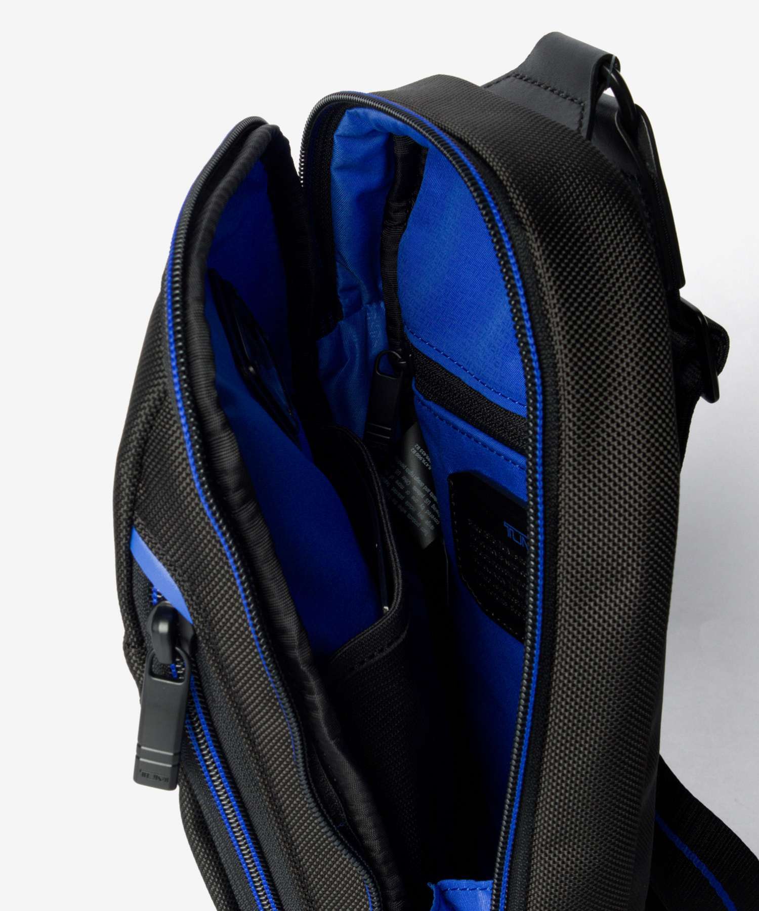 トゥミ TUMI ALPHA アルファ SLING スリング 02203729DUB4 02203729D4 ボディバッグ ショルダーバッグ メンズ バッグ