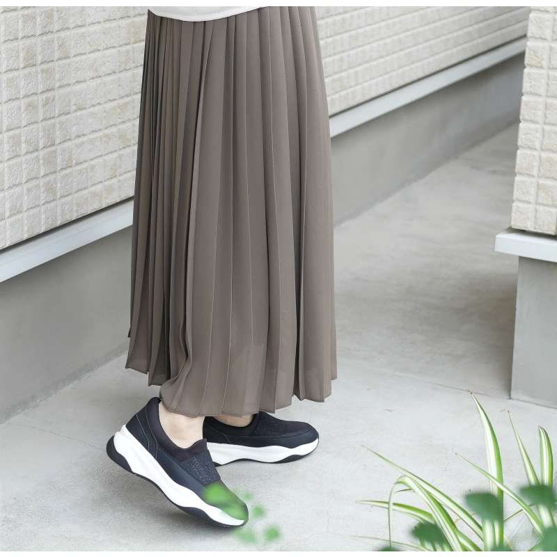 radiant shoes スニーカー スリッポン レディース 3E ミドルカット ゴム ラメ セクエル 軽量 厚底 ウエッジ 低反発 滑りにくい 誕生日 結婚記念日 母 妻 祖母 娘 父 夫 祖父 息子 友達 親戚 兄弟 父の日 母の日 クリスマス ホワイトデー 卒業 入学 バレンタインデー ラッピング ギフト