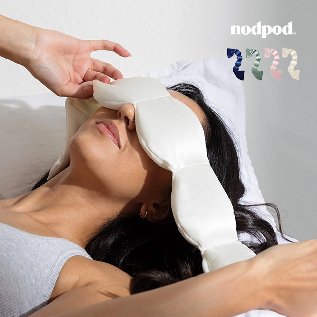 nodpod Silk アイマスク シルク[アイピロー 重み 睡眠 加重 アイ マスク 目 加重アイマスク プレゼント かわいい シルクアイマスク 睡眠用 スリープマスク 天然シルク 銀イオン 遮光アイマスク 遮音 遮光 重いアイマスク]