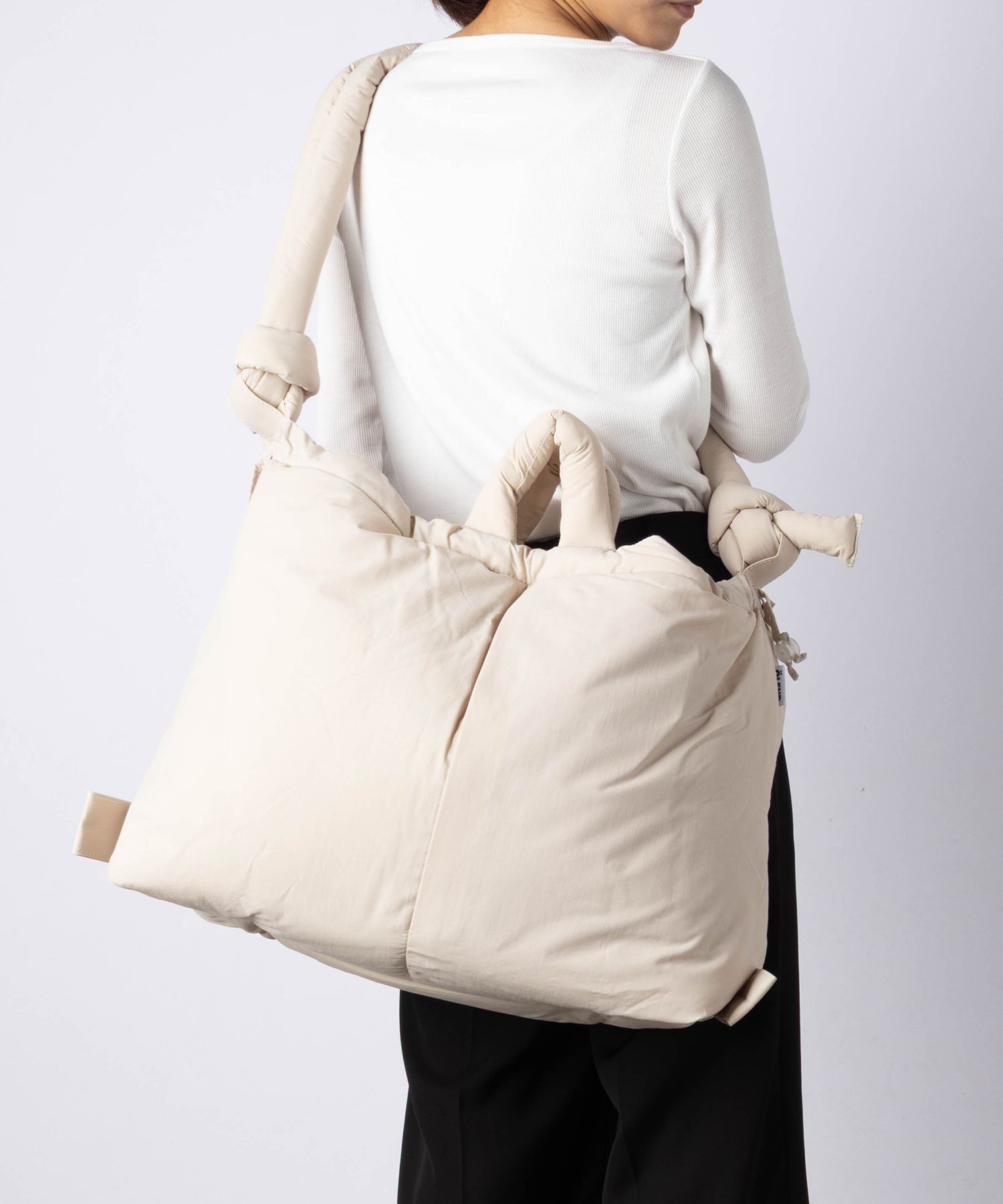 オレンド OLEND LARGE ONA SOFT BAG ラージ オナ ソフト バッグ ショルダーバッグ ハンドバッグ トートバッグ バックパック ユニセックス バッグ 大容量 A4 通勤 通学 旅行