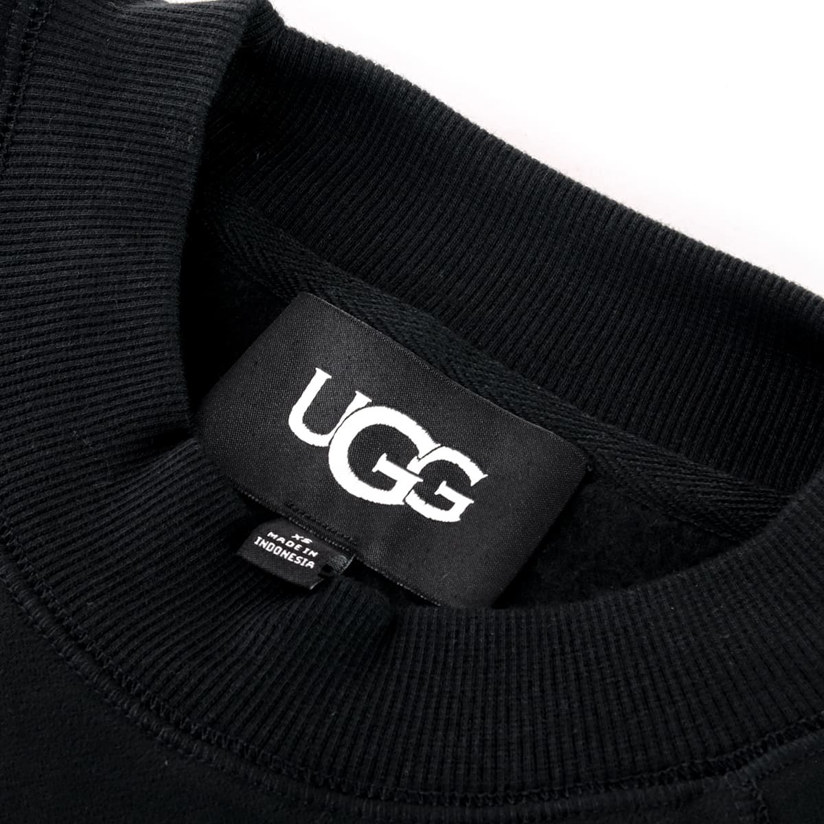 UGG アグ トレーナー レディース 1171477 LOGO CREWNECK ロゴ クルーネック スウェット 長袖 ラグランスリーブ ロゴアップリケ コットンブレンド ブラック チェスナット グレーヘザー 黒 茶色 グレー XS S M