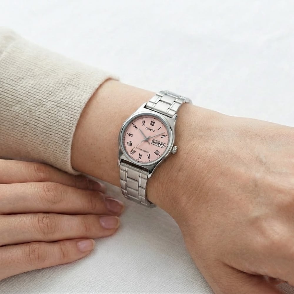カシオ 腕時計 レディース ピンク シルバー アナログ シンプル きれいめ 日付 曜日 小ぶり CASIO 海外モデル おしゃれ ビジネス 軽量 プレゼント 女性 収納ケース付き ギフト 成人 卒業 入学