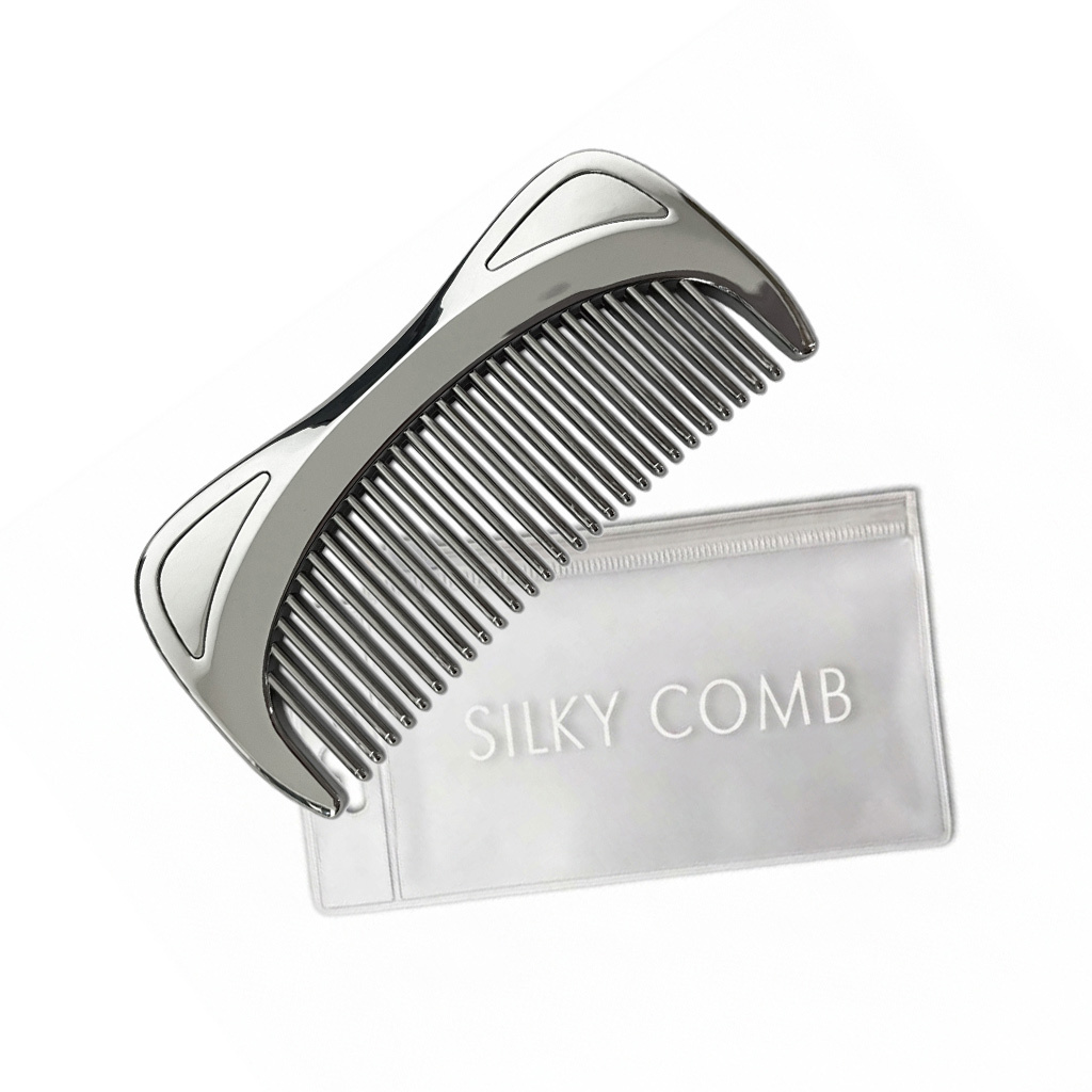 【メール便配送】SILKY COMB シルキーコーム 専用ケース付 ヘアブラシ くし 櫛 クシ 美髪コーム 艶髪 静電気抑制 軽量 コンパクトサイズ 持ち運び 携帯用 クロムメッキ仕様 プレゼント ギフト 誕生日 母の日 女性