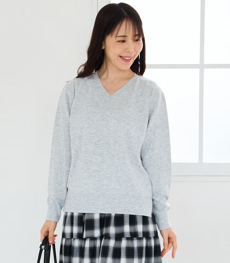 【送料無料】授乳服〈授乳/マタニティ〉Vネックニットトップス