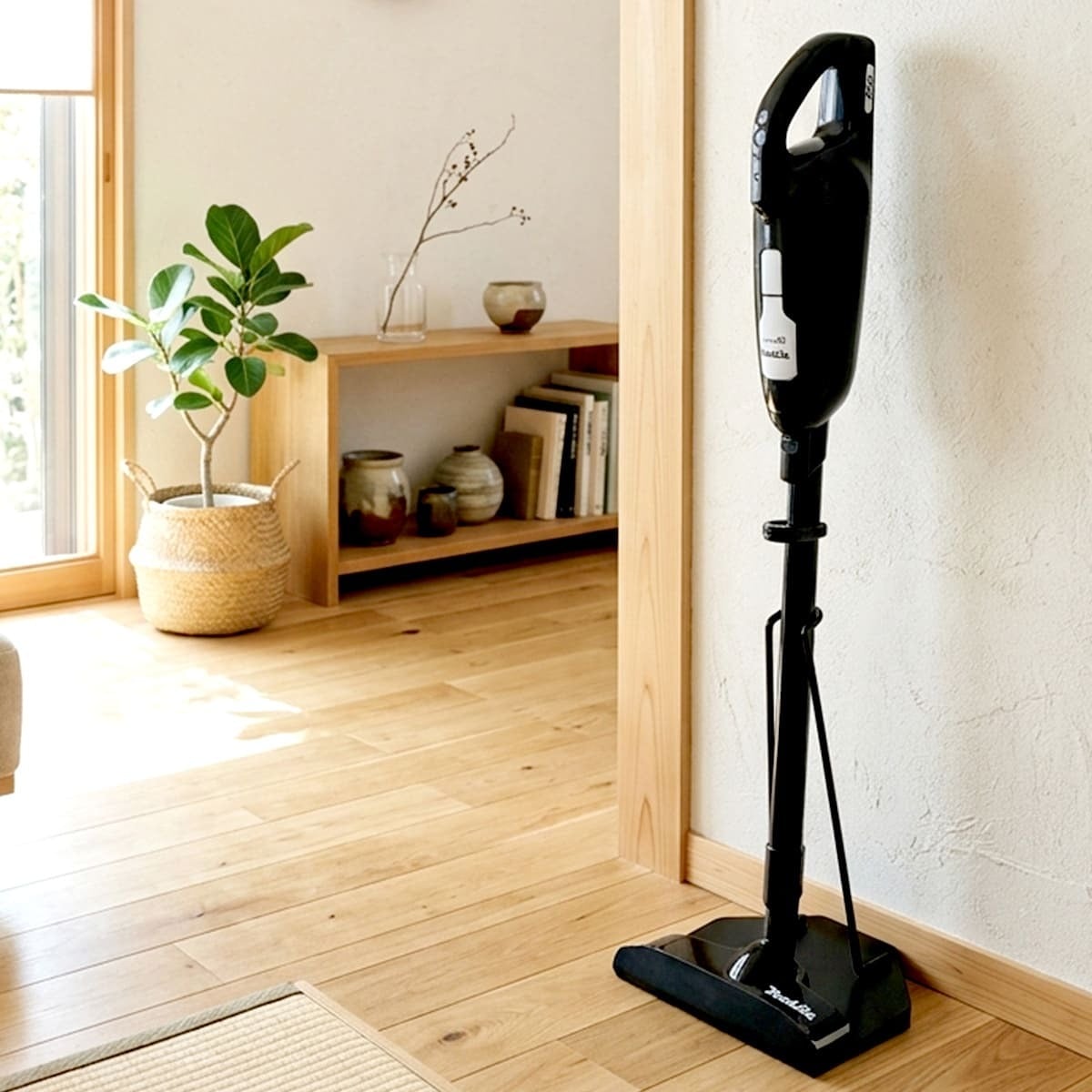 選べる3色 通販生活 マキタのターボ・60 充電式クリーナー 本体 スチールスタンド セット マキタ 掃除機 コードレス掃除機 ハンディクリーナー 集塵パック式 軽量 コードレス 充電式 アイボリー オレンジ ブラック