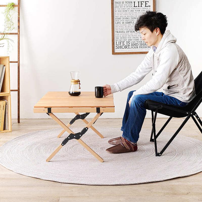 テーブル 折りたたみ アウトドア 木製 90cm ロールタイプ 天板 天然木 ビーチ おしゃれ コンパクト 収納袋付き 持ち運び 屋内 屋外 ロールトップ ガーデン キャンプ 木目 折り畳み グランピング 北欧
