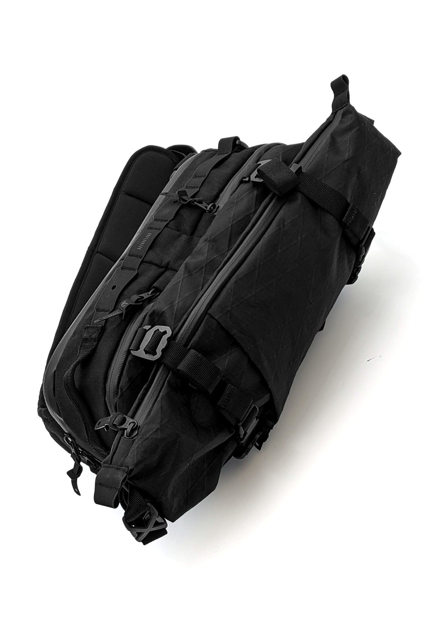 【ラッピング無料】CODE OF BELL コードオブベル X-PAK SPORT スリングバッグ ボディバッグ 拡張式 7L 11.5L X-PAC ブラック メンズ 誕生日 ギフト プレゼント