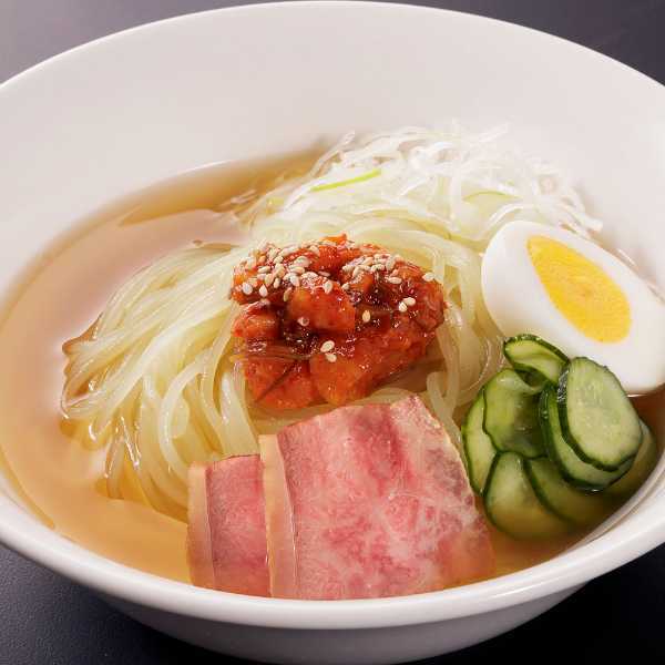 盛岡冷麺 オガタ監修 本場の味 岩手県産 牛骨スープ こだわり 麺 詰め合わせ ギフト 贈り物 お取り寄せ グルメ お中元 お歳暮 贈答用 麺類 郷土料理 焼肉店 監修
