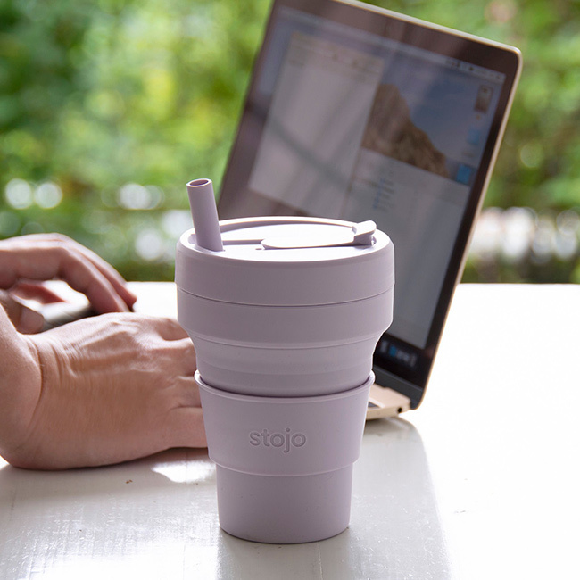stojo ストージョ BIGGIE Jelly 470ml[タンブラー 折りたたみ 持ち運び マイタンブラー 蓋付き ストロー付き おしゃれ かわいい 大容量 グランデ シリコン ポータブル ストロー付きタンブラー ボトル BPAフリー]