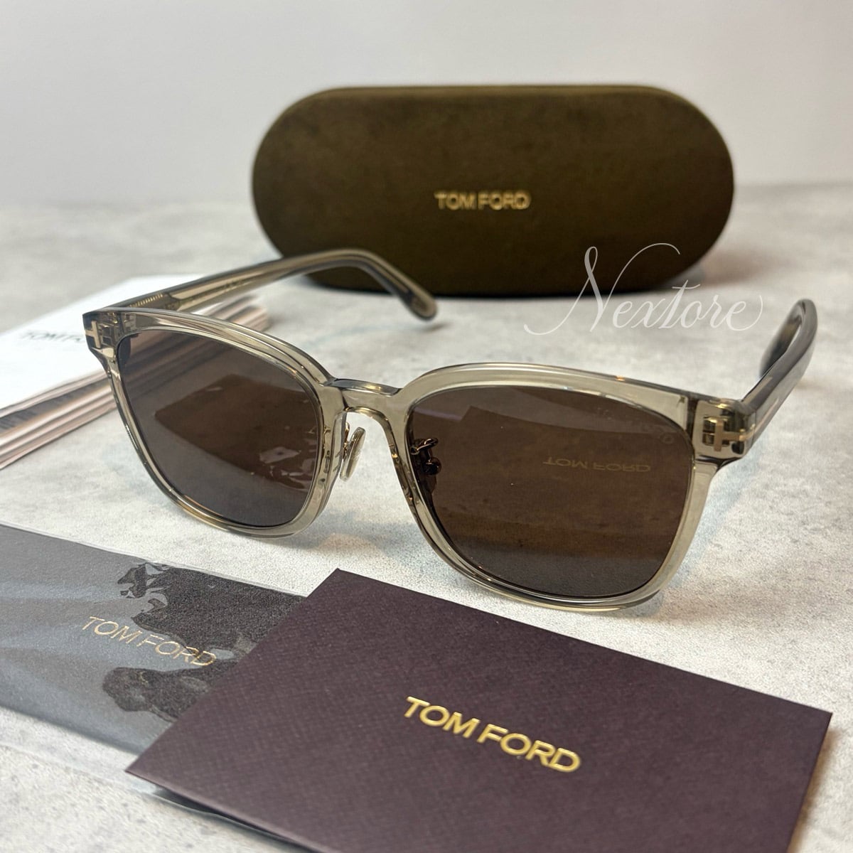 【並行輸入品】【正規品・新品 箱付き】TOMFORD トムフォード TF1131K FT1131K 45E イタリア製 サングラス メガネ 眼鏡 メンズ レディース TOM FORD トム フォード 伊達メガネ