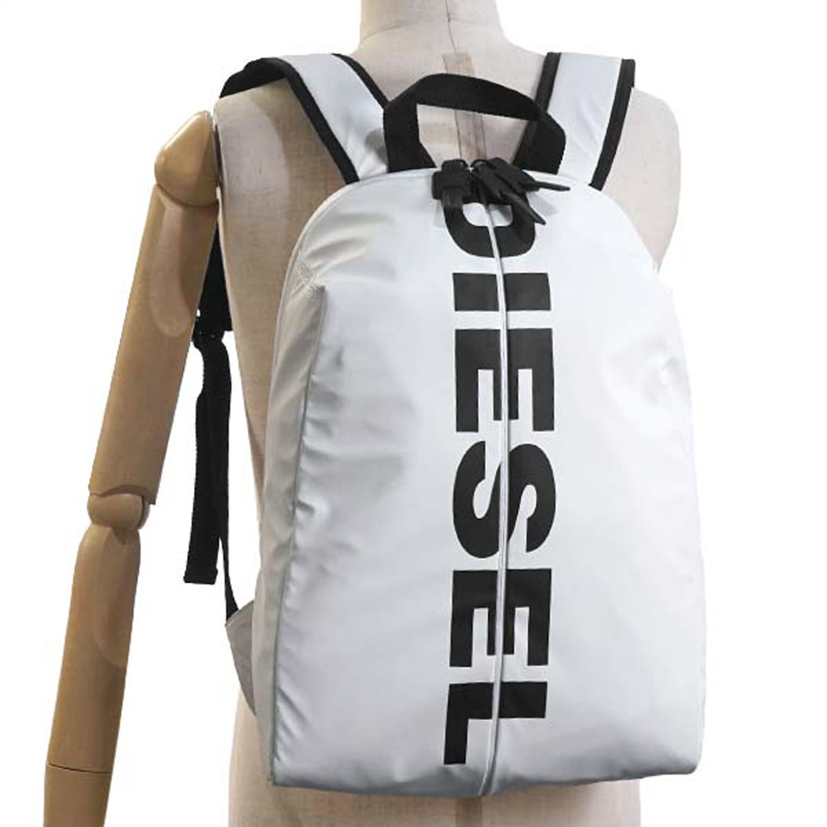 ディーゼル DIESEL リュックサック X05479 P1705 H6196 F-BOLD BACK 