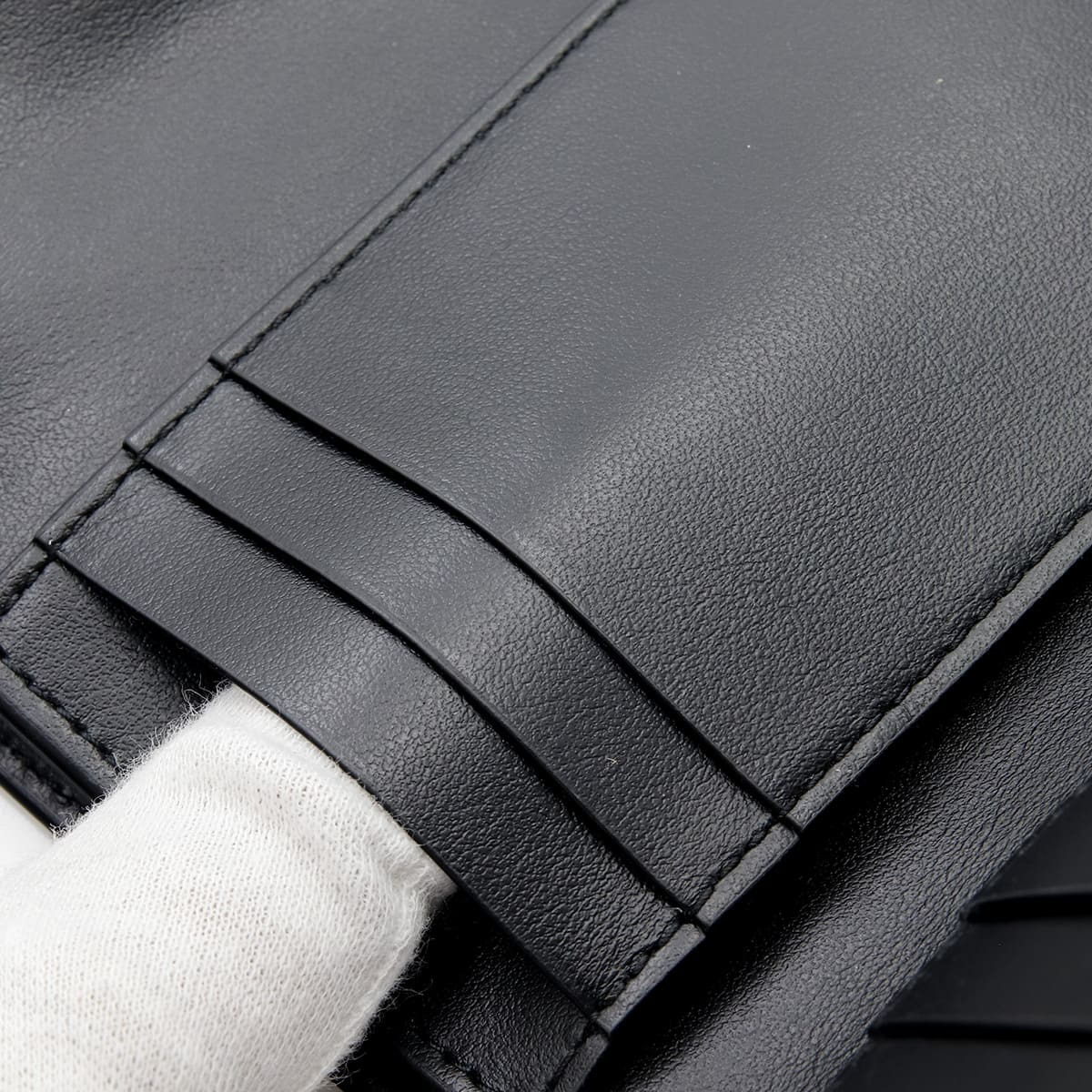 選べる2色 ボッテガヴェネタ BOTTEGA VENETA 三つ折り財布 カセット マキシイントレチャート メンズ レディース ミニ財布 本革 レザー 小銭入れ ブラック 黒 アーモンド ベージュ 651372 V3UO1