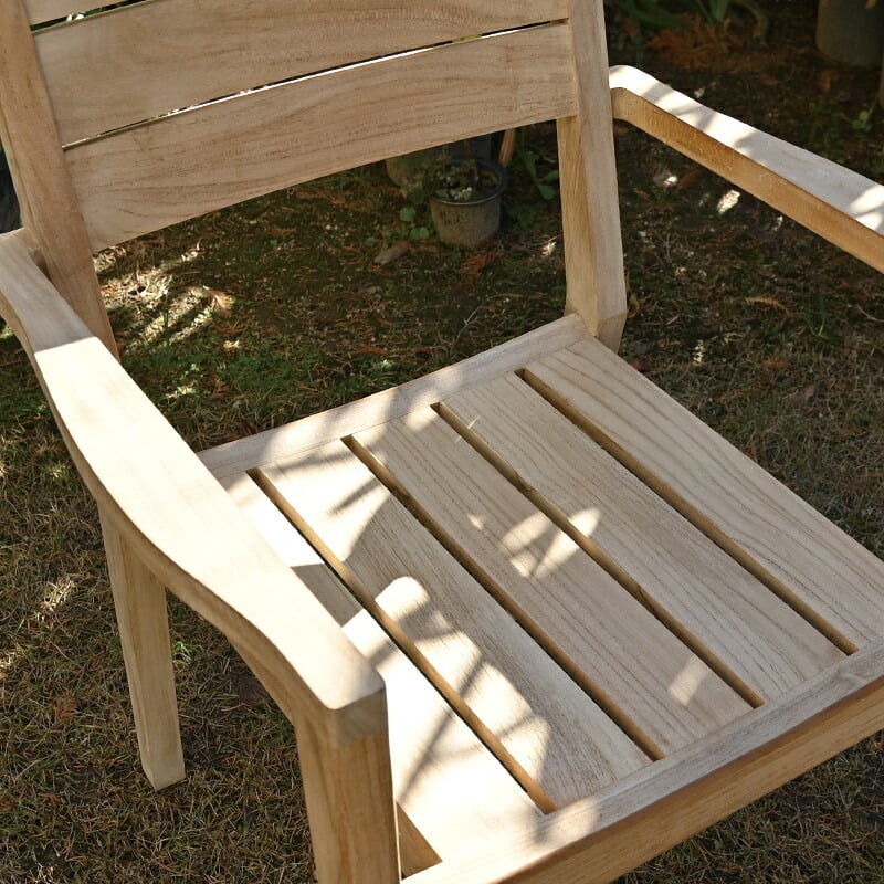ダイニング家具 ダイニングチェア 肘付き アームチェア チーク無垢材 木製 無塗装 アウトドア インドア 屋外 室内アジアン家具 モダン リビング エスニック アジアン テイスト 家具 バリ 1脚