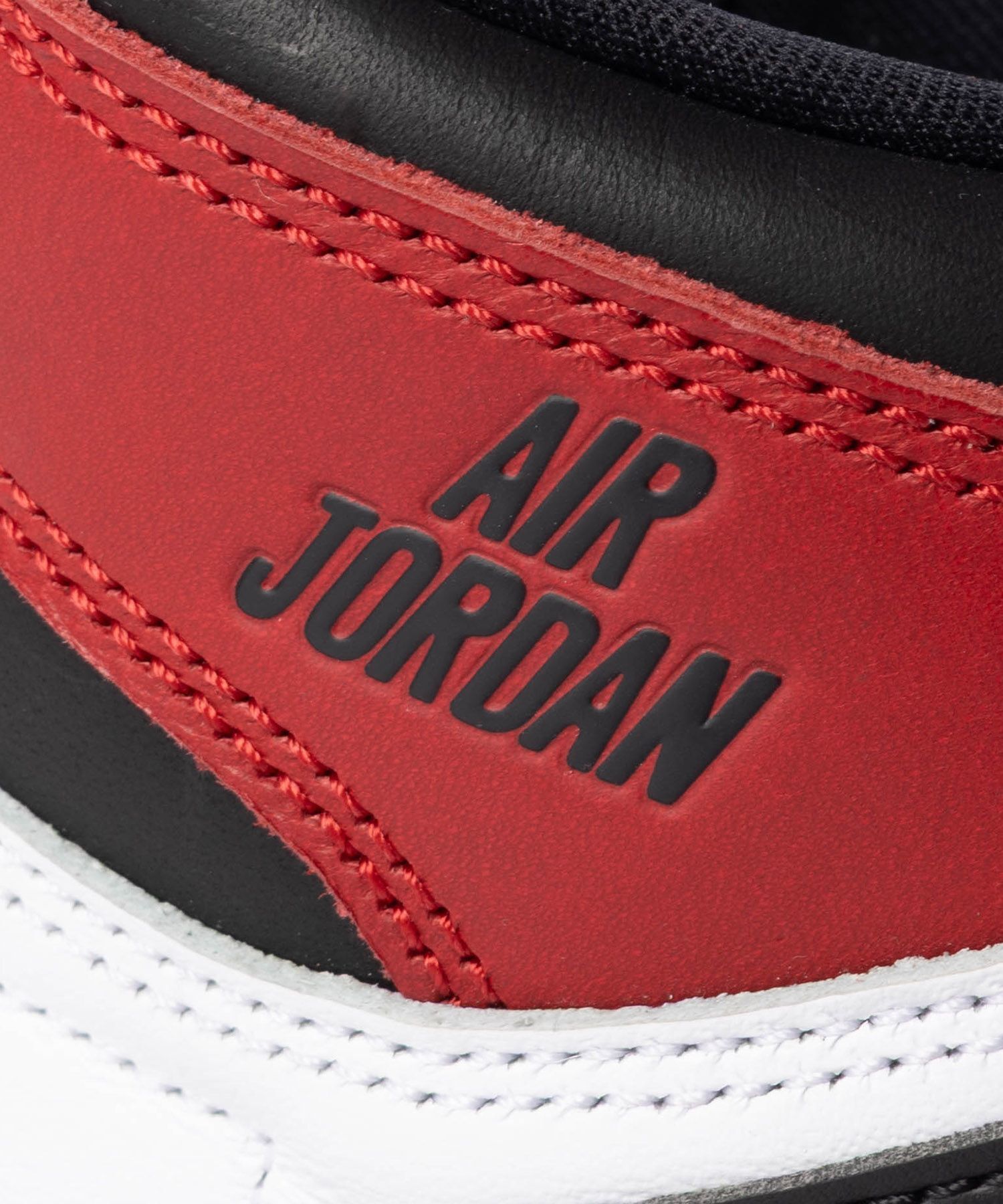 ナイキ NIKE AIR JORDAN 1 RETRO HIGH OG GS BLACK TOE REIMAGINED エアジョーダン レトロ ハイ オージー FD1437 スニーカー ハイカット つま黒 ジュニア キッズ レディース シューズ AJ1