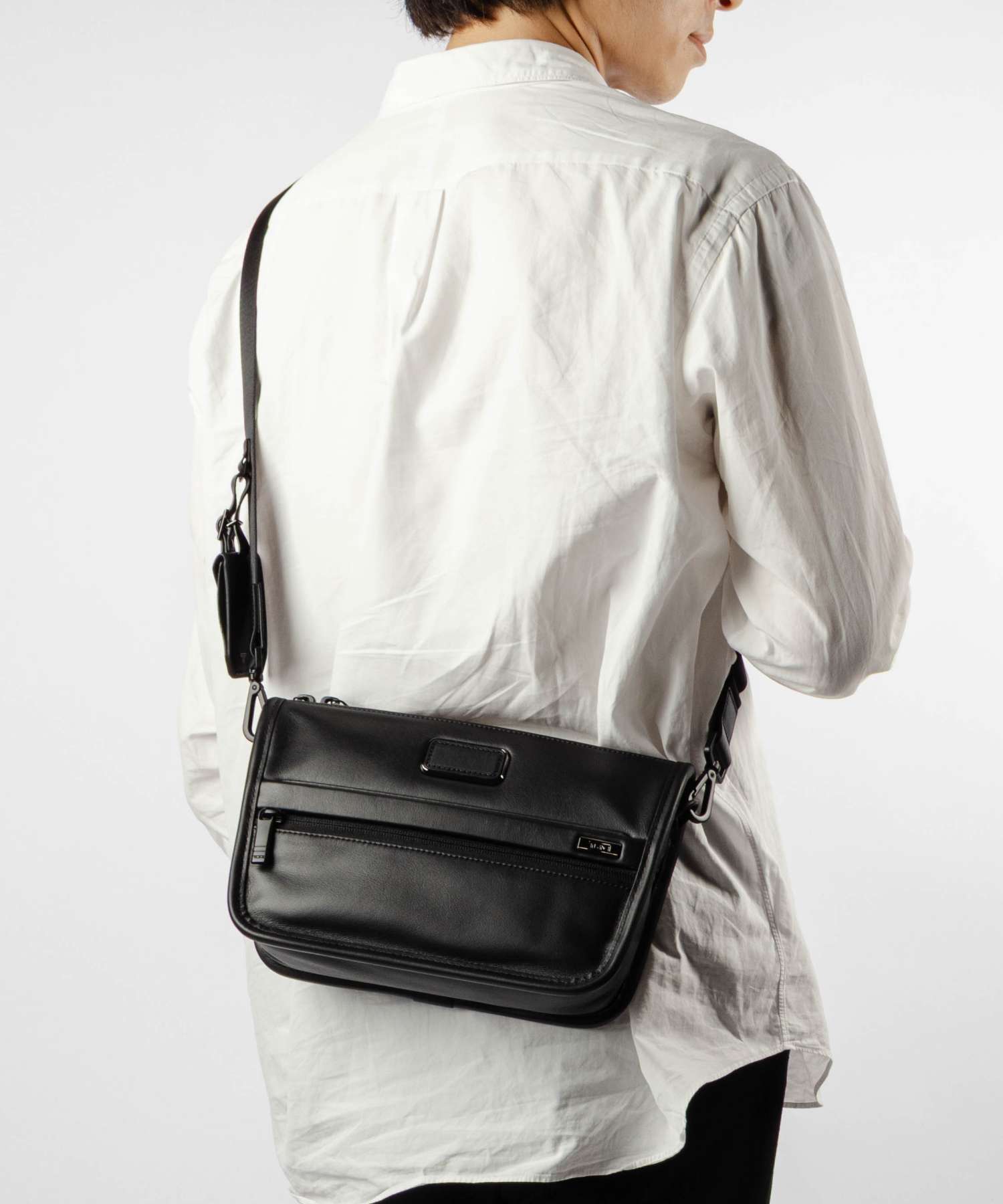 トゥミ TUMI ALPHA アルファ CONV CLUTCH CROSSBODY コンバーチブル クラッチ クロスボディ 09203725DL4 158985 ショルダーバッグ メンズ バッグ
