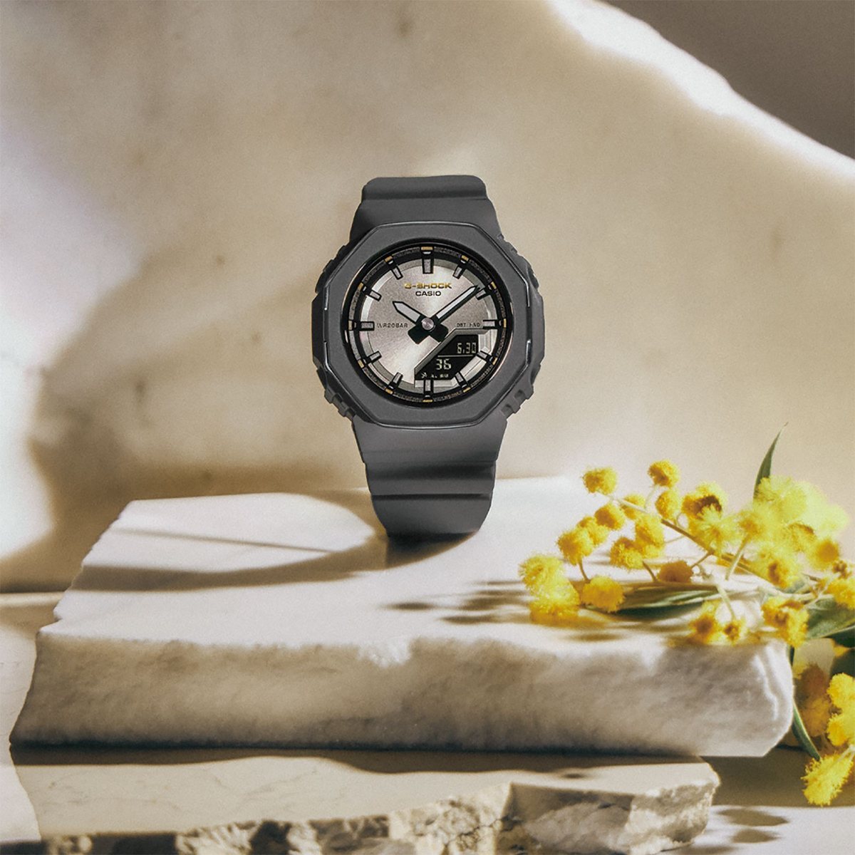 G-SHOCK カシオ Gショック CASIO 国際女性デー 記念 アナデジ 腕時計 