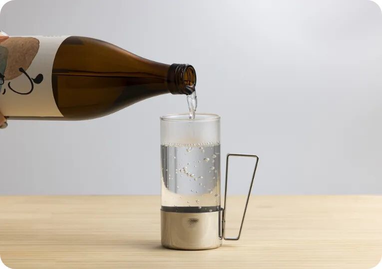 敬老の日【送料無料】【香る麦焼酎】本格麦焼酎 うかぜ 900ml 濱田酒造 ビスケット パン 白麹 ギフト のし 熨斗 ラッピング 包装 送料無料（北海道・沖縄を除く）