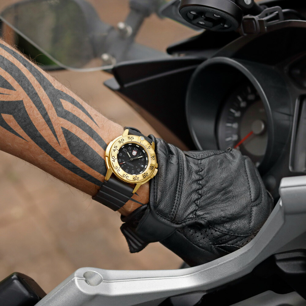 ルミノックス LUMINOX SEA SERIES NAVY SEAL FOUNDATION 3200 SERIES 腕時計 メンズ ダイビングウォッチ 3221.NSF