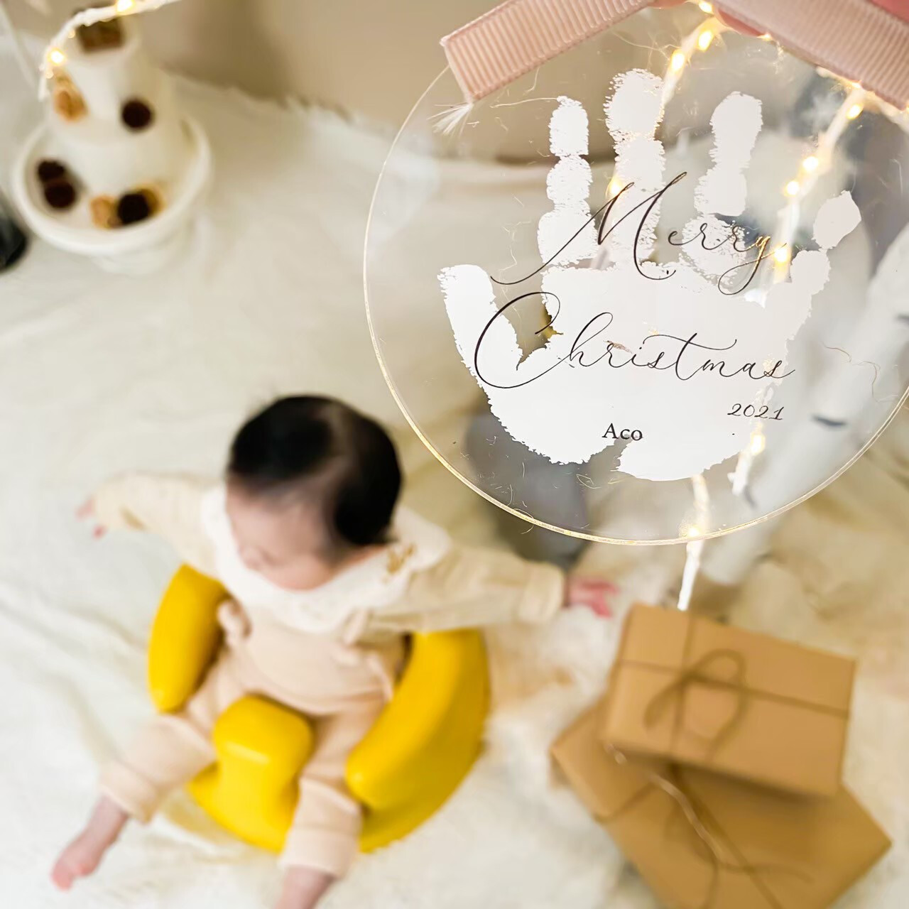 【発送前にサンプル作成で安心】〈お子様の手形で〉クリスマス クリア オーナメント 飾り アクリル 飾り 装飾 ナチュラル グッズ アイテム おうち 赤ちゃん フォトブース Merry Christmas 映え スタジオ ホームパーティ バースデー メモリアル 出産 内祝い 撮影 小物 ツリー