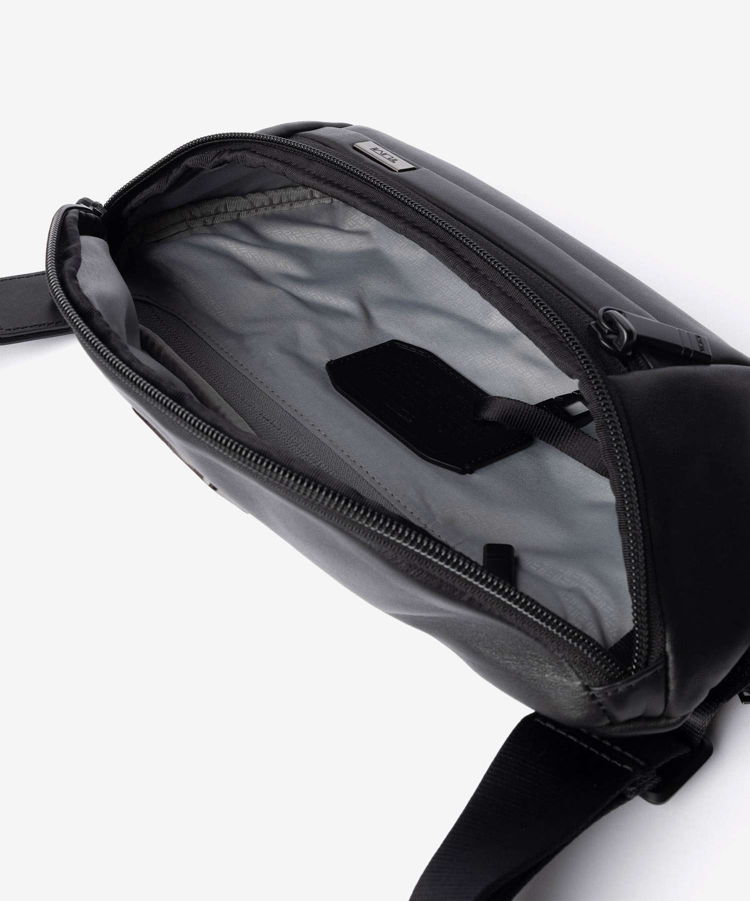 トゥミ TUMI ALPHA アルファ BELT BAG SLING ベルト バッグ スリング 09203720DL4 158989 ボディバッグ ショルダーバッグ ウエストバッグ メンズ バッグ