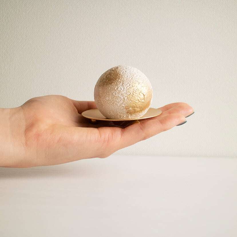 【人気No.1】tiny moon stone《夜を灯す 月のアロマストーンオブジェ》火を使わない香るインテリア
