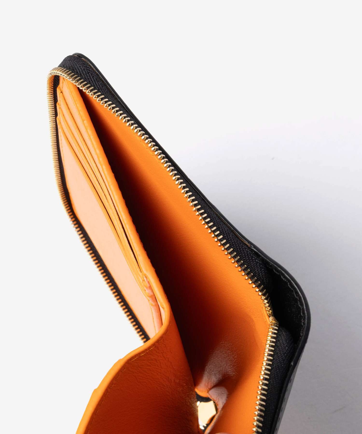 ロエベ LOEWE KNOT COMPACT ZIP AROUND WALLET IN SHINY NAPPA CALFSKIN ノット コンパクト ウォレット シャイニーナパカーフ CEM1CWZX01 二つ折り財布 ミニ財布 レディース 財布