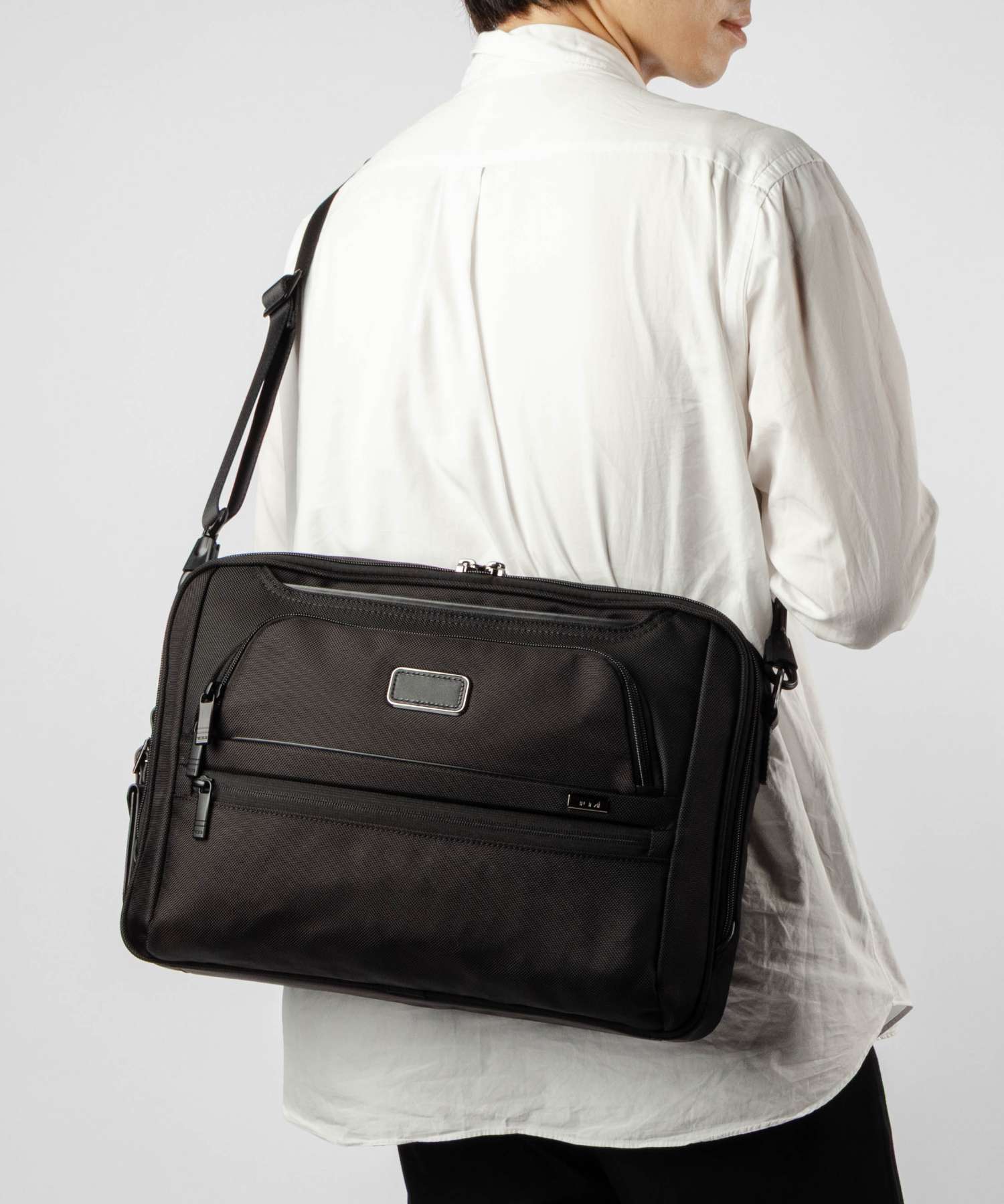 トゥミ TUMI ALPHA アルファ MEDIUM 15 BRIEFCASE ミディアム 15インチ ブリーフケース 02203728D4 158969 ビジネスバッグ ショルダーバッグ メンズ バッグ