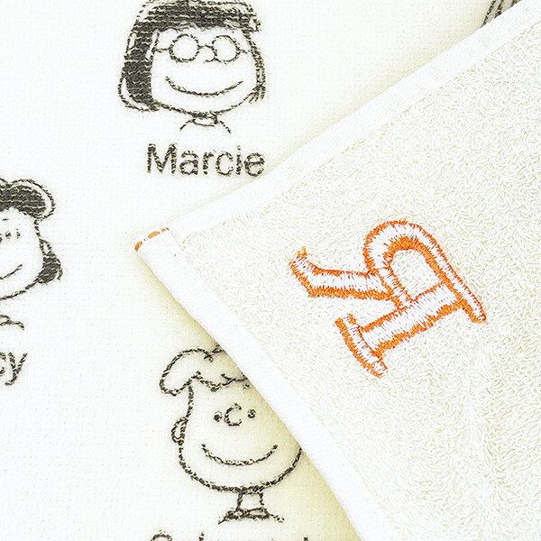 スヌーピー イニシャルミニタオル (R) アイボリー ハンカチ SNOOPY